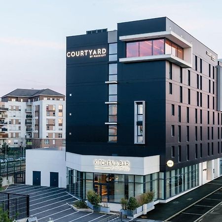 Courtyard By Marriott Paris Creteil Hotel Buitenkant foto