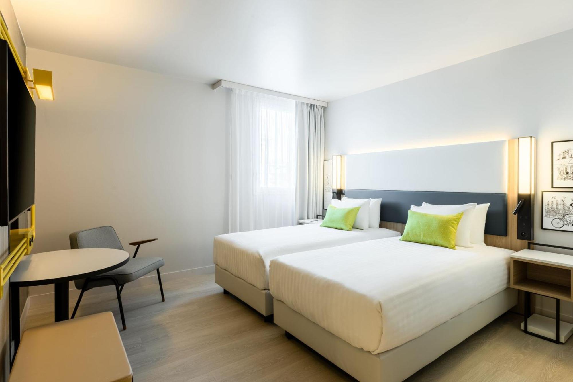 Courtyard By Marriott Paris Creteil Hotel Buitenkant foto